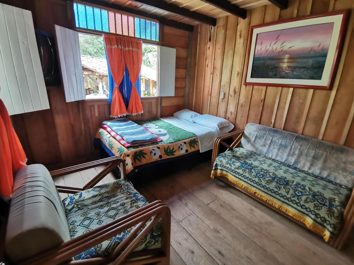 Gasthaus Cabana La Isla Jardín Exterior foto